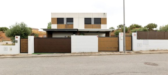 3 bedrooms House in Albolote, Spain No. 150792 2