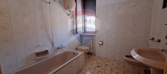 3 Schlafzimmer Haus in Trevi, Italy, Nr. 356192 2