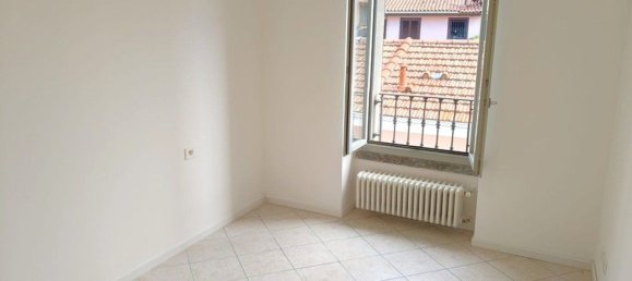 Квартира с 3 комнатами в Фенегро, Италия № 290367 3