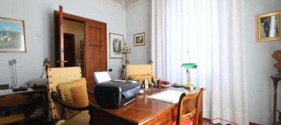 4 bedrooms Villa in Capannori, Italy No. 110339 11