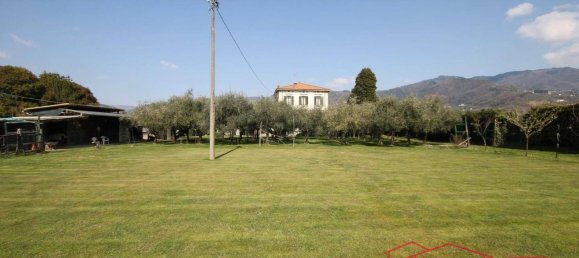4 bedrooms Villa in Capannori, Italy No. 110339 6