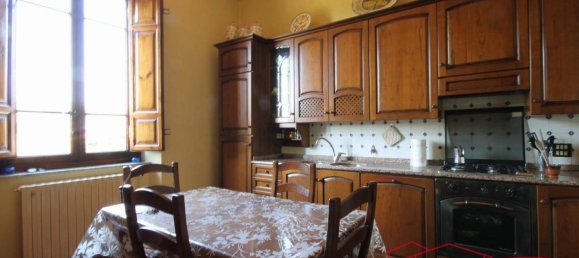 4 bedrooms Villa in Capannori, Italy No. 110339 18