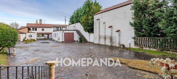 Villa de 5 dormitorios en Castelnovetto, Italy No. 48541 9