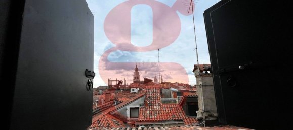 Apartamento de 3 habitaciónes en Venice, Italy No. 57198 11