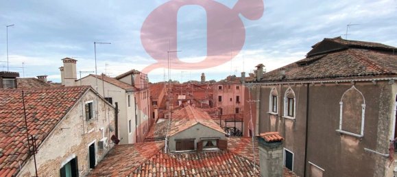 Apartamento de 3 habitaciónes en Venice, Italy No. 57198 31