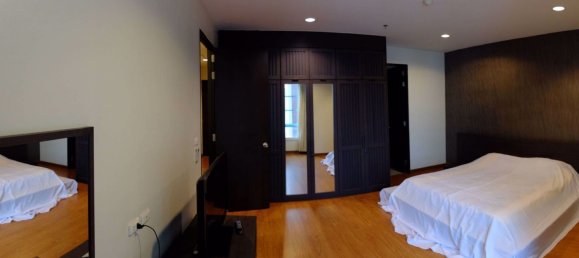 3 bedrooms Condo in Khlong Toei, Thailand No. 4579 5