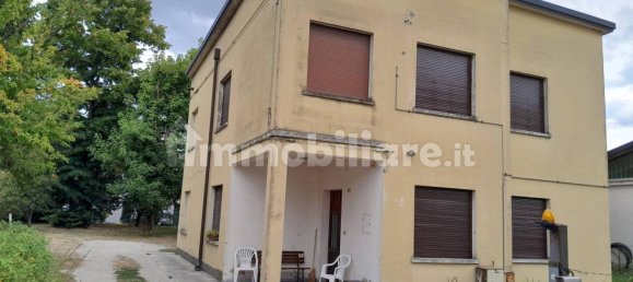 7 chambres Maison à Cento, Italy No. 278890 2