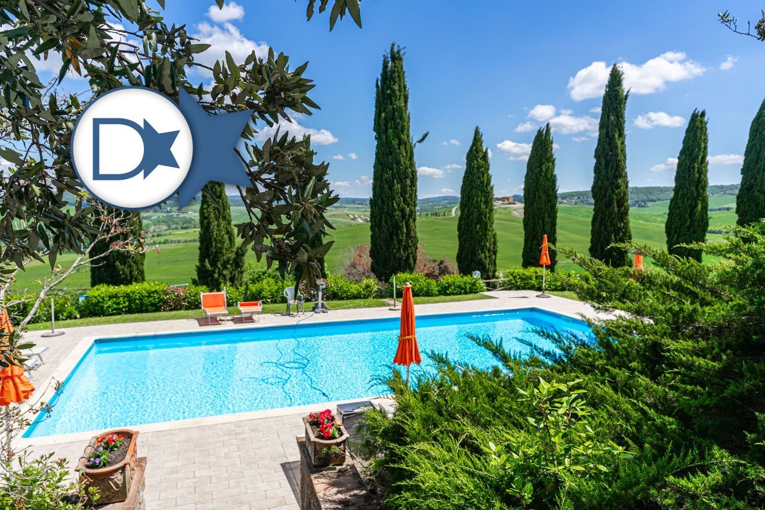 47 rooms Villa in San Quirico d'Orcia, Italy No. 117794