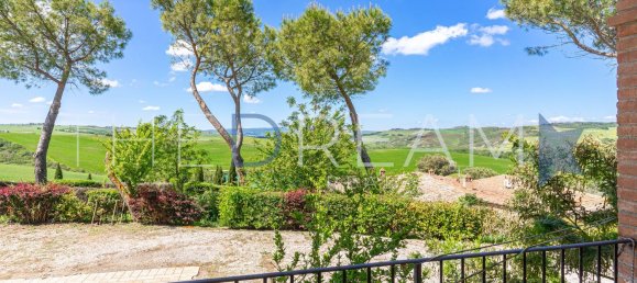 47 rooms Villa in San Quirico d'Orcia, Italy No. 117794 13