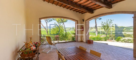 47 rooms Villa in San Quirico d'Orcia, Italy No. 117794 3