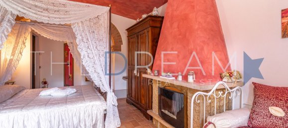 47 rooms Villa in San Quirico d'Orcia, Italy No. 117794 32