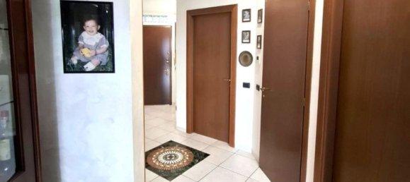 4 bedrooms Villa in Melzo, Italy No. 357858 6