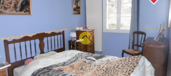 3 bedrooms Castles in Le Blanc, France No. 152880 9