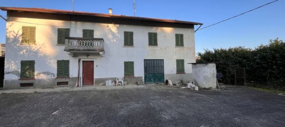 5-Zimmer Haus in Canelli, Italy, Nr. 101882 31