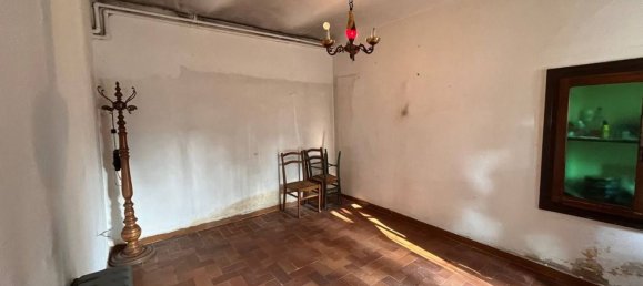 5-Zimmer Haus in Canelli, Italy, Nr. 101882 22