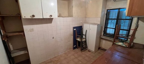 5-Zimmer Haus in Canelli, Italy, Nr. 101882 4