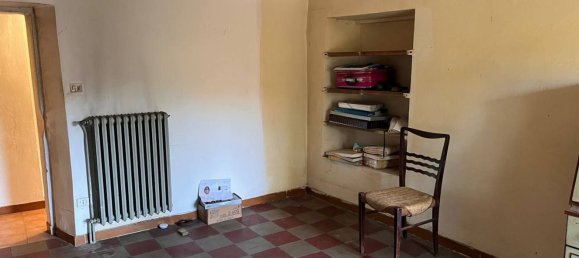 5-Zimmer Haus in Canelli, Italy, Nr. 101882 12