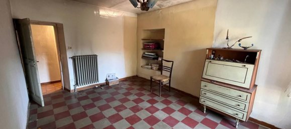 5-Zimmer Haus in Canelli, Italy, Nr. 101882 11