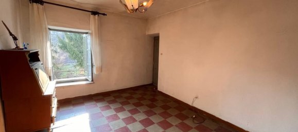 5-Zimmer Haus in Canelli, Italy, Nr. 101882 17