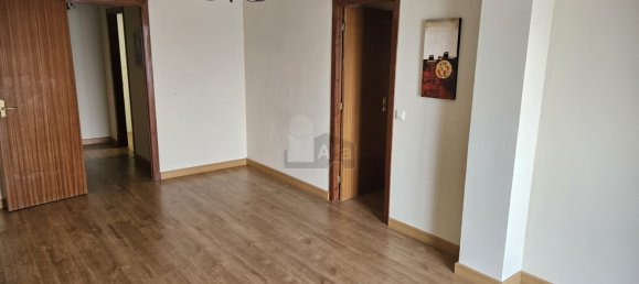 Apartamento de 3 dormitorios en Cáceres, Spain No. 179782 5