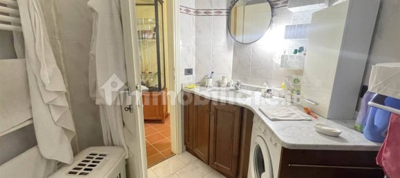 2 bedrooms Apartment in Florence, Italy No. 306023 8