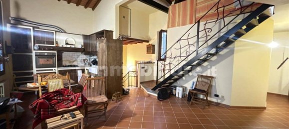 2 bedrooms Apartment in Florence, Italy No. 306023 10