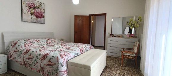 Дом с 8 спальнями в Карминьяно, Италия № 359446 20