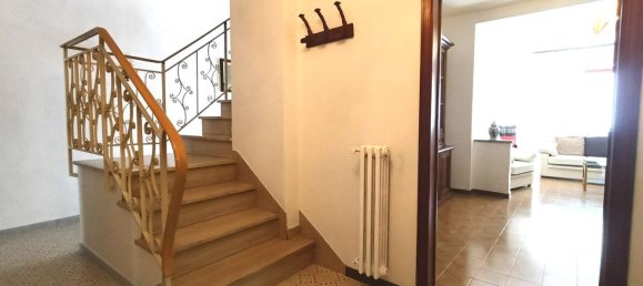 Дом с 8 спальнями в Карминьяно, Италия № 359446 15