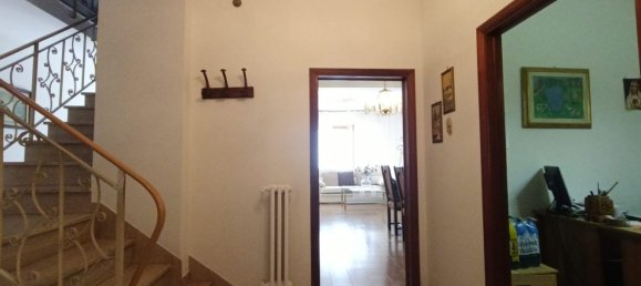 Дом с 8 спальнями в Карминьяно, Италия № 359446 16