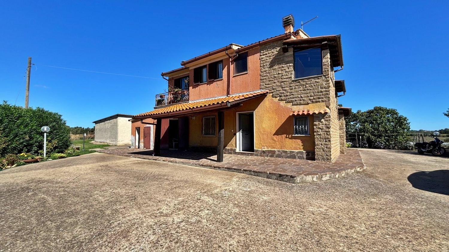 7 bedrooms House in Cerveteri, Italy No. 377792