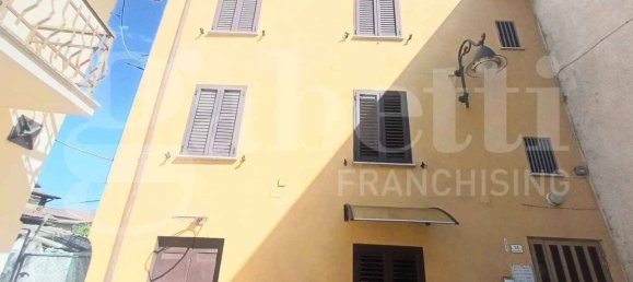 3 chambres Maison à Bastia Umbra, Italy No. 293833 2