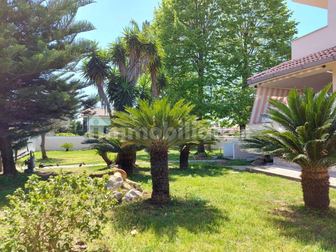 Villa de 3 dormitorios en Nettuno, Italy No. 68485