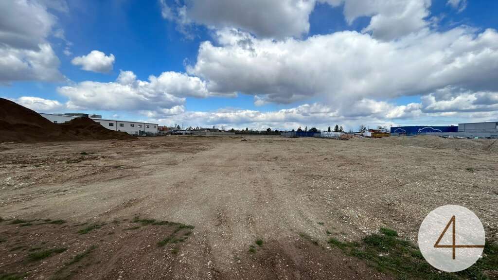  Land in Markgrafneusiedl, Austria No. 1839