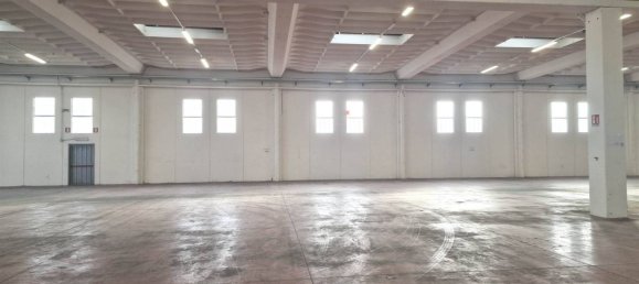 1 room Warehouse in Forlì, Italy No. 222644 11
