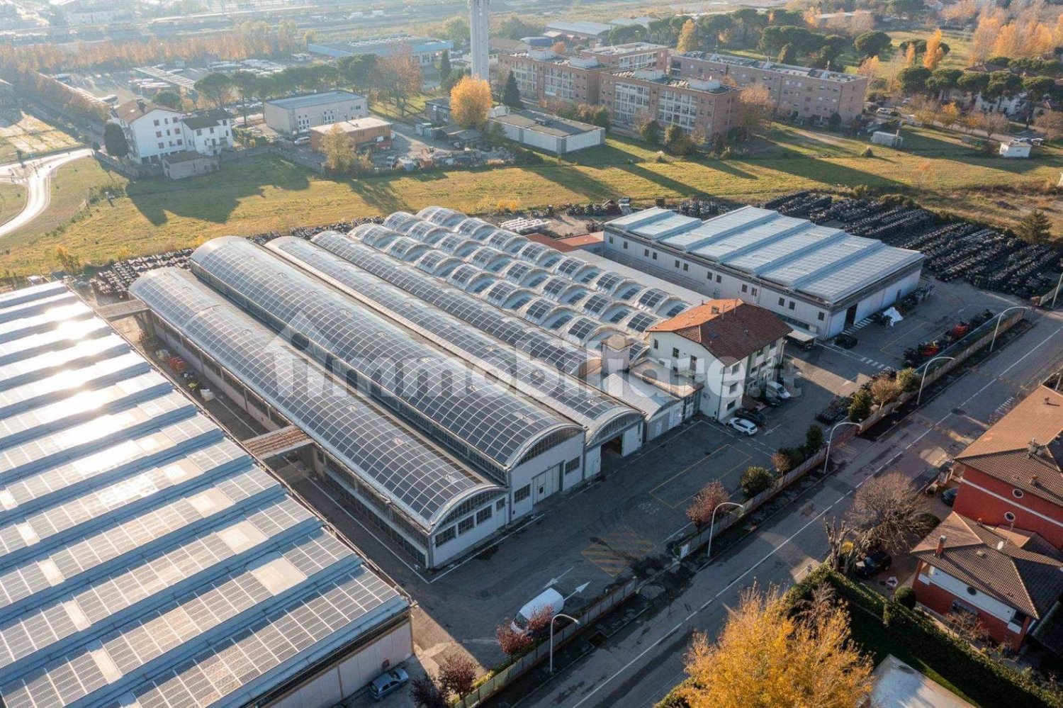 1 room Warehouse in Forlì, Italy No. 222644