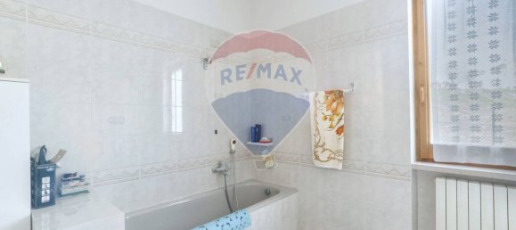 4 bedrooms House in Gessopalena, Italy No. 58195 37