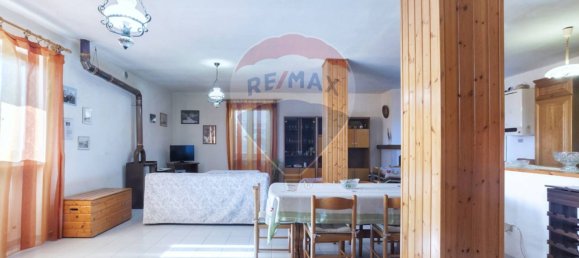 4 bedrooms House in Gessopalena, Italy No. 58195 7