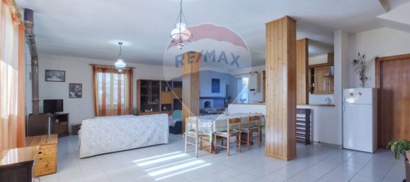 4 bedrooms House in Gessopalena, Italy No. 58195 6