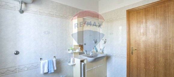 4 bedrooms House in Gessopalena, Italy No. 58195 38