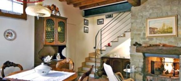 Casa de 4 habitaciónes en Loro Ciuffenna, Italy No. 237769 9