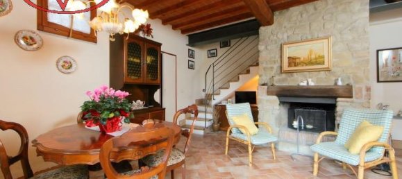 Casa de 4 habitaciónes en Loro Ciuffenna, Italy No. 237769 11