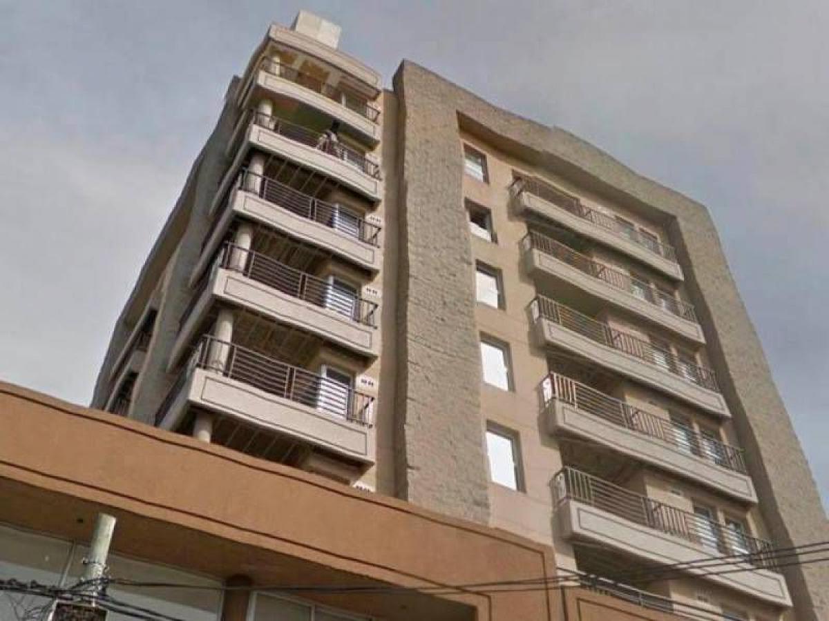Apartamento de 2 dormitorios en Avellaneda, Argentina No. 4557