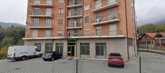 4 rooms Apartment in Forno Canavese, Italy No. 212094 2