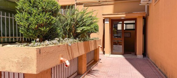 Квартира с 6 комнатами в Палермо, Италия № 271886 3