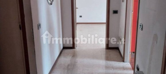 1 Schlafzimmer Wohnung in Tradate, Italy, Nr. 317112 6