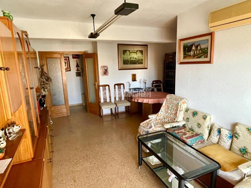 Apartamento de 3 dormitorios en Valencia, Spain No. 214738