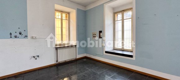 Propiedad comercial de 1 habitación en Varallo Pombia, Italy No. 319598 5