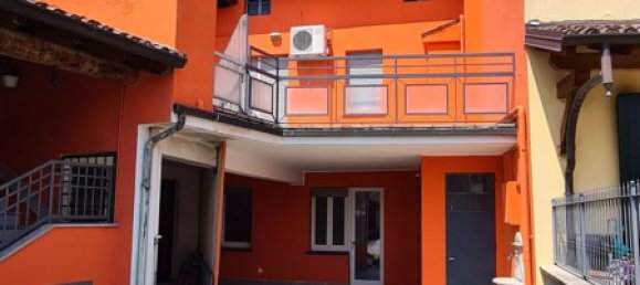 5 rooms House in Montodine, Italy No. 82295 4