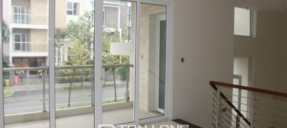 5 Schlafzimmer Villa in Tay Ho, Vietnam, Nr. 1856 8