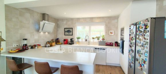 4 Schlafzimmer Haus in Alicante, Spain, Nr. 188398 21